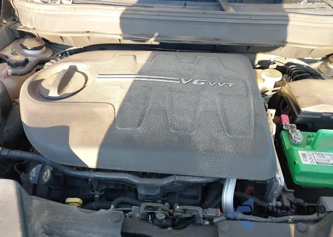 2017 Jeep Cherokee Trailhawk 4X4/Trailhawk L Plus 4X4 from USA, damaged, VIN 1C4PJMBSXHW571674